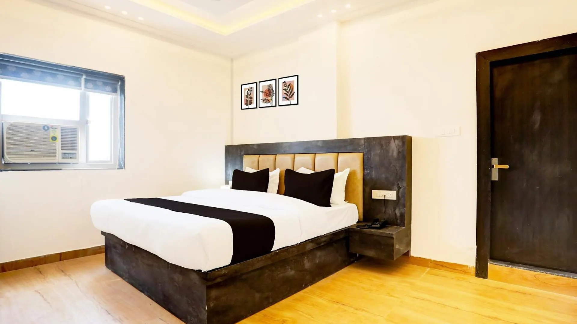 Super Townhouse Balua Road Pahadiya Hotel Varanasi India